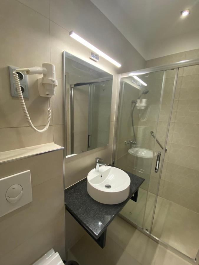Peto Apartman Gyor Exterior photo